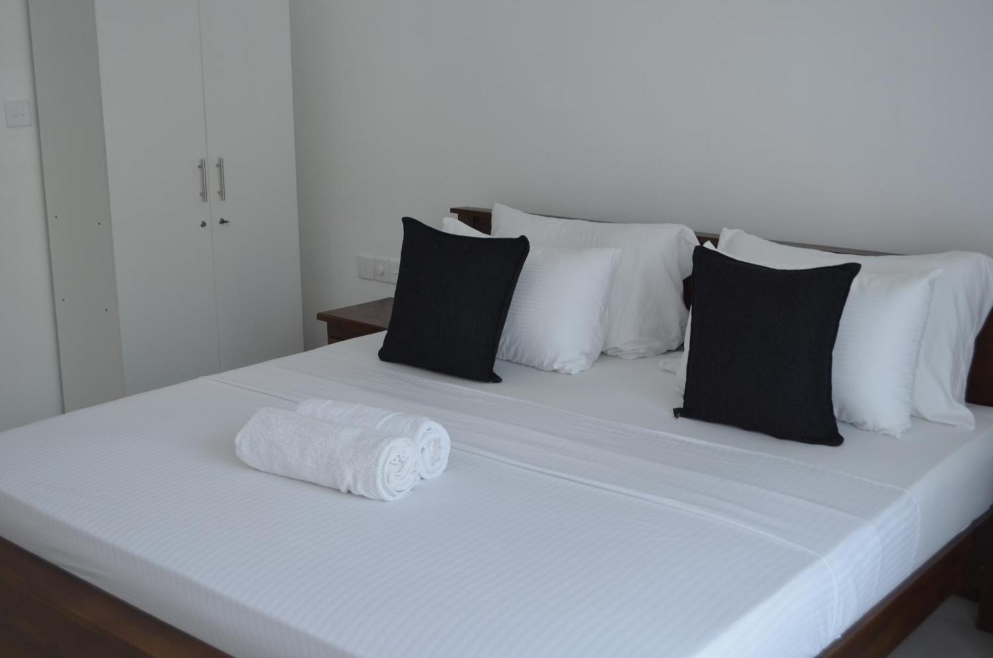 Silina Airport Transit Hotel & Residence Katunayaka Εξωτερικό φωτογραφία