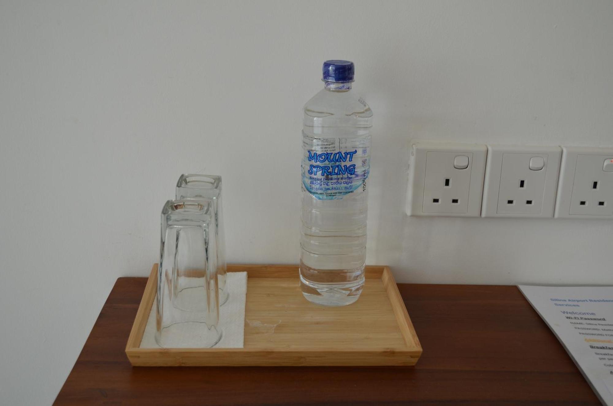 Silina Airport Transit Hotel & Residence Katunayaka Εξωτερικό φωτογραφία